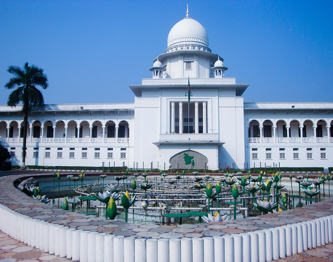 Bangladesh_Supreme_Court_Main_Building