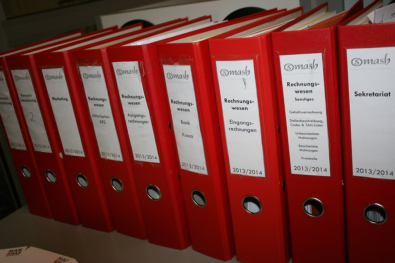 European_style_folders_dossiers