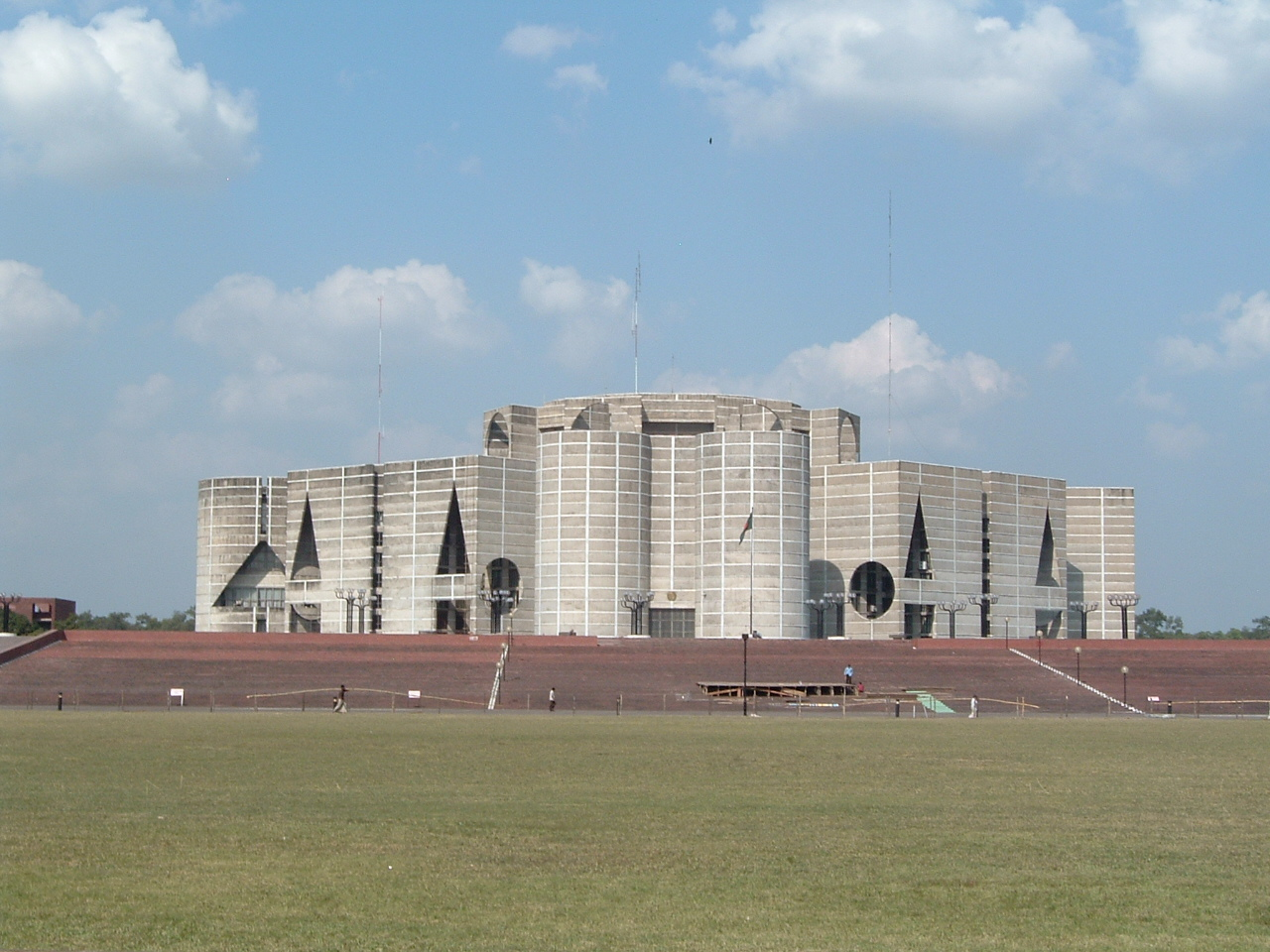 Jatiya_Sangsad_Bhaban,_Dhaka,_Bangladesh
